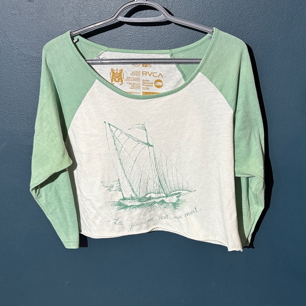 RVCA Special Benjamin JeanJean White/Mint Green Crop top Raglan Tee